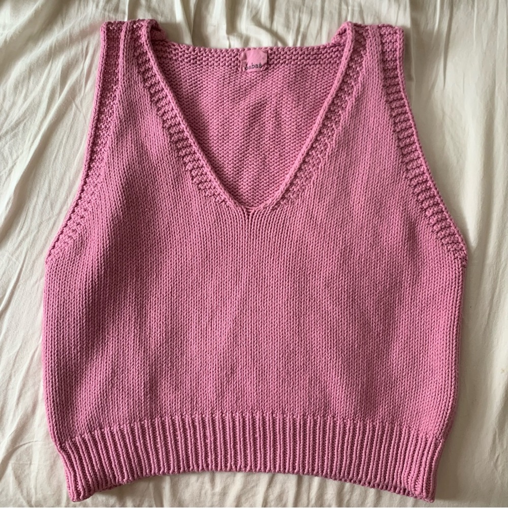 babaa vest no. 24 in fallen bougainvillea